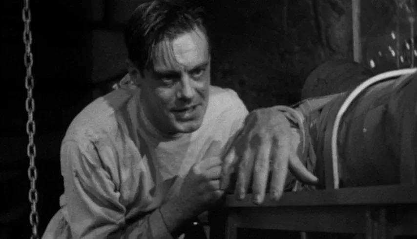 Colin Clive dans le rôle du docteur Frankenstein (Frankenstein, Whale, 1931)