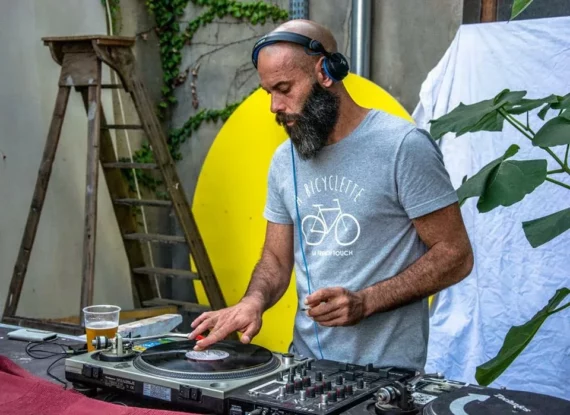 DJ set lors de la première édition de l'Urban Art Jungle Festival